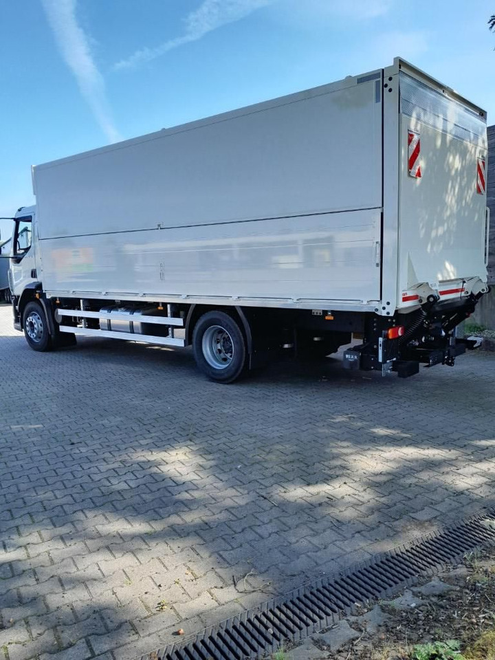 DAF XB 310 FA 18t Getränkeaufbau DAF XB 310 FA 18t Getränkeaufbau - Tovornjak za prevoz pijač: slika 4 DAF XB 310 FA 18t Getränkeaufbau DAF XB 310 FA 18t Getränkeaufbau - Tovornjak za prevoz pijač: slika 4