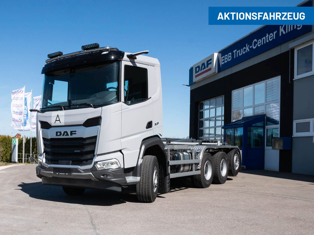DAF XF 530 FAW mit VDL Abrollkipper DAF XF 530 FAW mit VDL Abrollkipper - Kotalni prekucni tovornjak: slika 1 DAF XF 530 FAW mit VDL Abrollkipper DAF XF 530 FAW mit VDL Abrollkipper - Kotalni prekucni tovornjak: slika 1