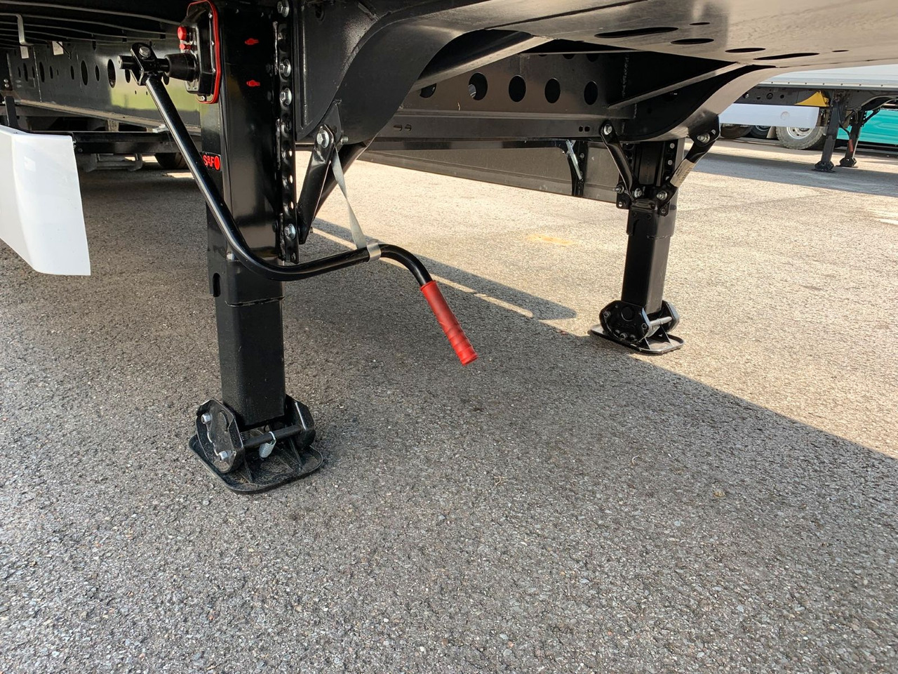 Wielton Curtain Master MEGA - Prikolica s ponjavo: slika 4 Wielton Curtain Master MEGA - Prikolica s ponjavo: slika 4