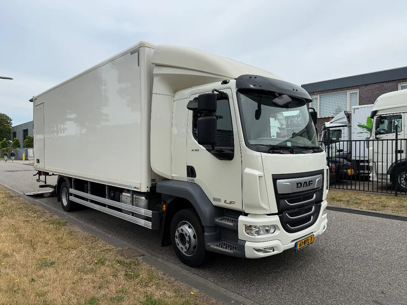 DAF LF 230 2022 only 164.000 km like new !!! - Tovornjak zabojnik: slika 2 DAF LF 230 2022 only 164.000 km like new !!! - Tovornjak zabojnik: slika 2