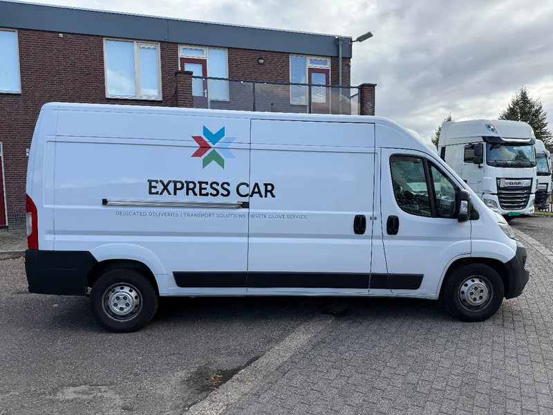 Opel Movano 2.2 D 140 pk 2022 L3 H2 !!!MOTOR PROBLEM !!! - Furgon: slika 4 Opel Movano 2.2 D 140 pk 2022 L3 H2 !!!MOTOR PROBLEM !!! - Furgon: slika 4