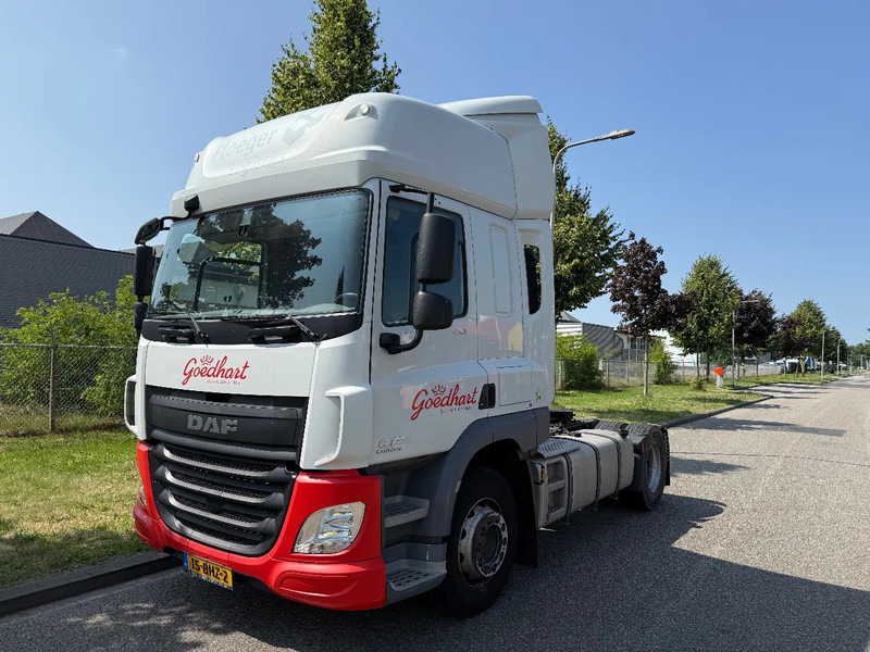 DAF CF 400 12-2016 only 805.000 km - Vlačilec: slika 1 DAF CF 400 12-2016 only 805.000 km - Vlačilec: slika 1