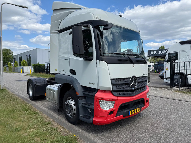 Mercedes-Benz Actros 1936 L 3-2017 only 780.000 km - Vlačilec: slika 2 Mercedes-Benz Actros 1936 L 3-2017 only 780.000 km - Vlačilec: slika 2