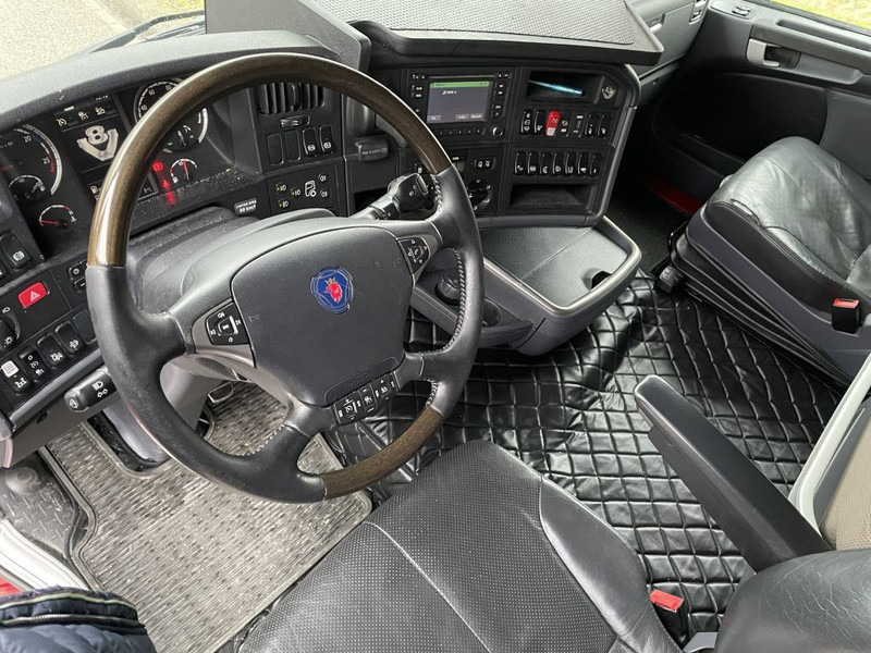 Interior photo 1: Vlačilec Scania R730 V8 2017 full option