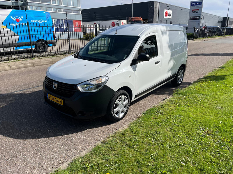 Dacia Dokker 1.5 dci 75 pk Euro 6 - Mali kombi: slika 2 Dacia Dokker 1.5 dci 75 pk Euro 6 - Mali kombi: slika 2