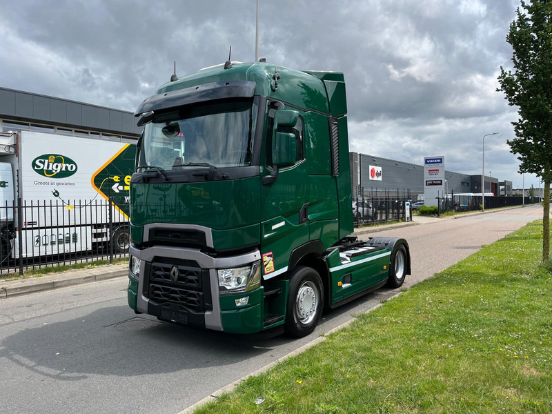 Renault T-13 High 480 T4x2, Highsleeper, Airco, Nav, Bluetooth - Vlačilec: slika 2 Renault T-13 High 480 T4x2, Highsleeper, Airco, Nav, Bluetooth - Vlačilec: slika 2