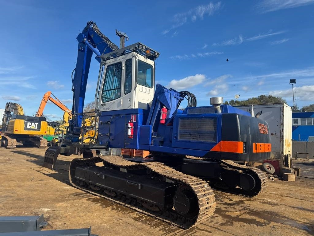 Liebherr R 924 B EW - Bager za prekladanje primarnih/ Sekundarnih surovin: slika 5 Liebherr R 924 B EW - Bager za prekladanje primarnih/ Sekundarnih surovin: slika 5