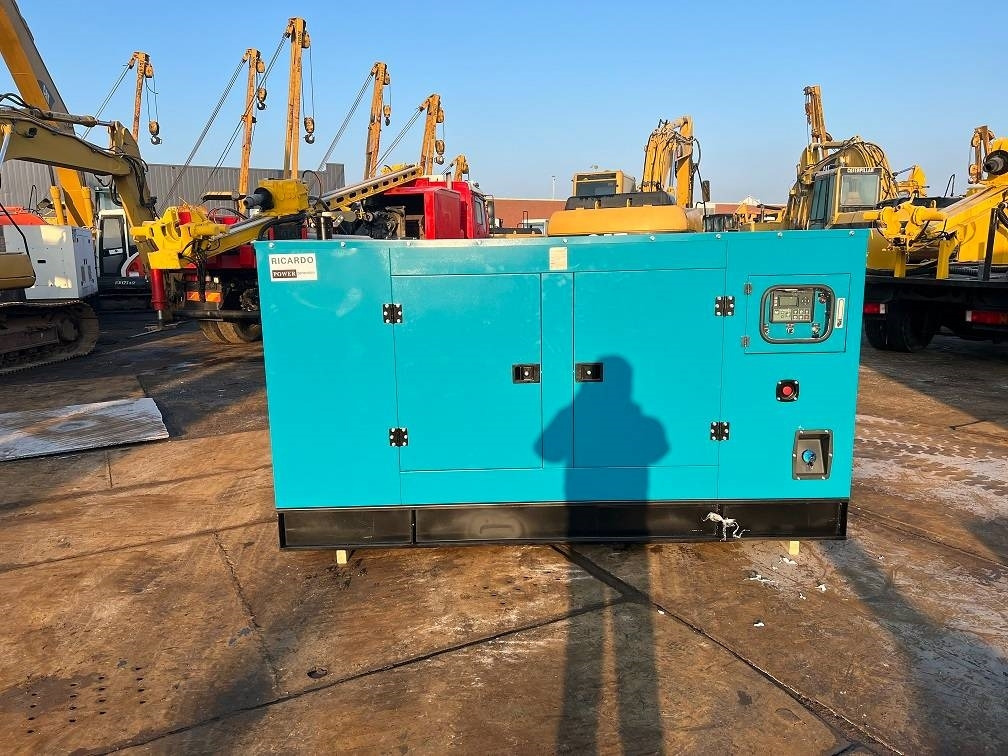 Ricardo 100KVA (80KW) SILENT GENERATOR 3 PHASE 50HZ 400V - Generator: slika 2 Ricardo 100KVA (80KW) SILENT GENERATOR 3 PHASE 50HZ 400V - Generator: slika 2