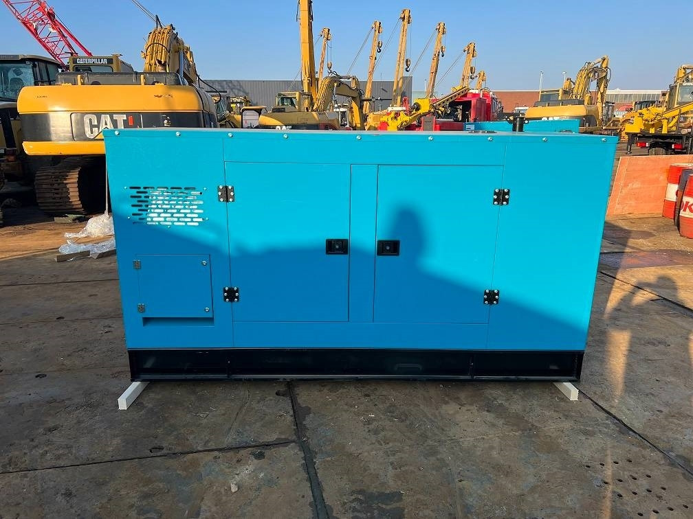 Ricardo 150KVA (120KW) SILENT GENERATOR 3 PHASE 50HZ 400V - Generator: slika 5 Ricardo 150KVA (120KW) SILENT GENERATOR 3 PHASE 50HZ 400V - Generator: slika 5