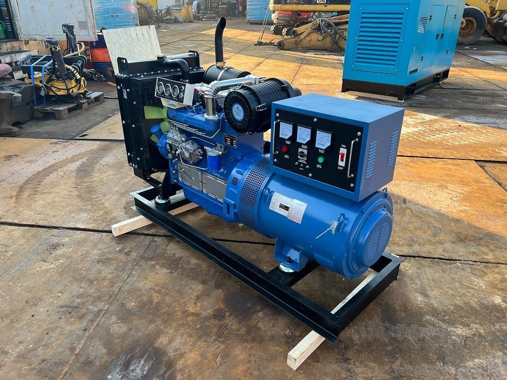 Ricardo 50kva (40kw) generator 3 phase 50hz 400v unused - Generator: slika 2 Ricardo 50kva (40kw) generator 3 phase 50hz 400v unused - Generator: slika 2