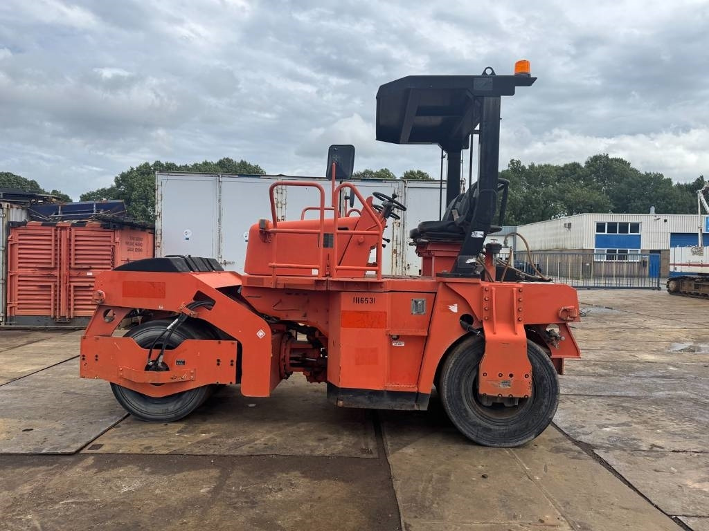 SAKAI GW 750-2 - Pnevmatski valjar: slika 2 SAKAI GW 750-2 - Pnevmatski valjar: slika 2