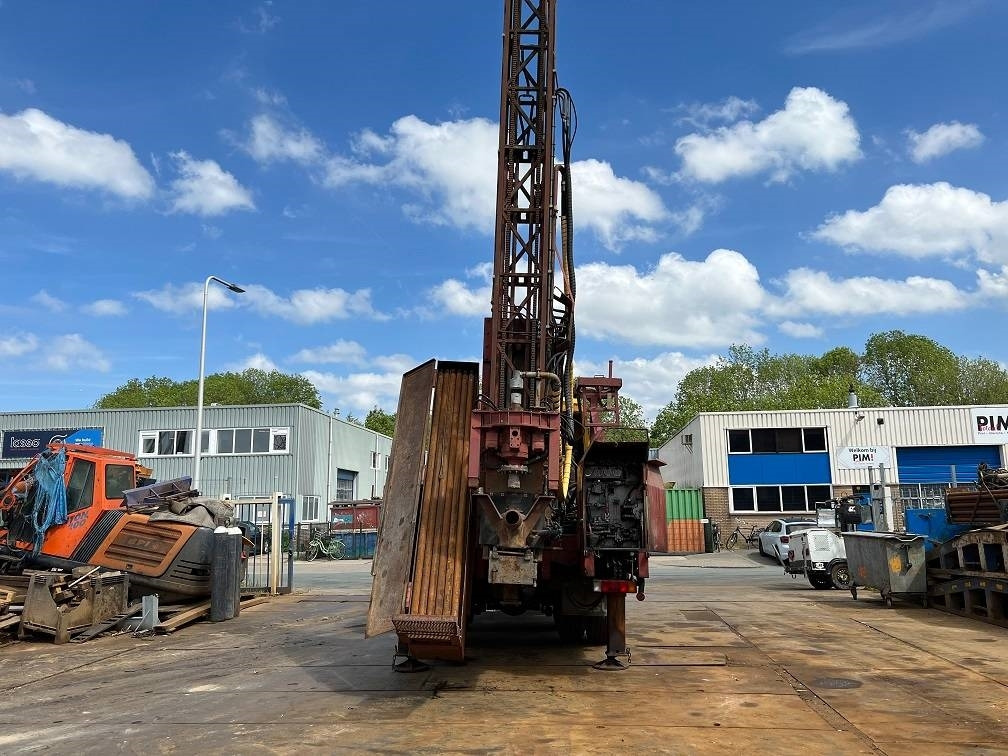 Sisu 12E480 6X6 WATER WELL DRILL ATLAS COPCO XRV410 (50 - Vrtalna naprava: slika 4 Sisu 12E480 6X6 WATER WELL DRILL ATLAS COPCO XRV410 (50 - Vrtalna naprava: slika 4