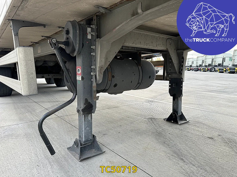 Chereau - Polprikolica hladilnik: slika 4 Chereau - Polprikolica hladilnik: slika 4