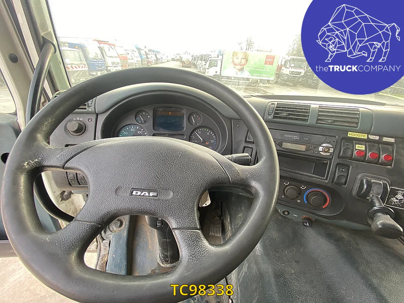 Kontejnerski tovornjak/ Tovornjak z zamenljivim tovoriščem DAF CF 85 340: slika 6