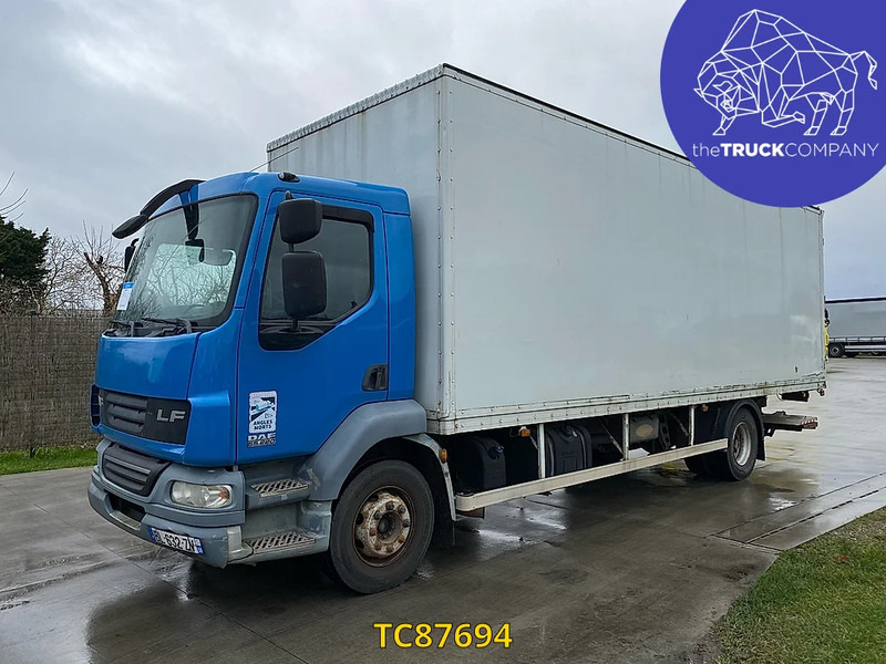 DAF LF 55 220 - Tovornjak zabojnik: slika 1 DAF LF 55 220 - Tovornjak zabojnik: slika 1