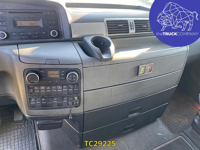 MAN TGX 440 - Tovornjak s kesonom: slika 3 MAN TGX 440 - Tovornjak s kesonom: slika 3