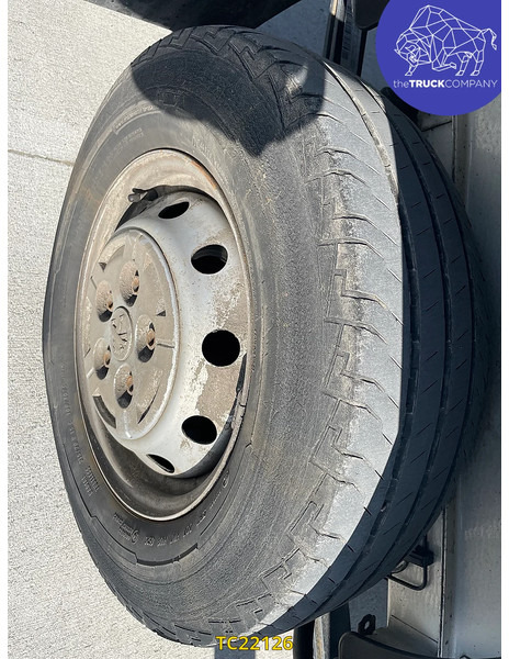 Peugeot Expert met laadklep - Dostavno vozilo z zabojnikom: slika 3 Peugeot Expert met laadklep - Dostavno vozilo z zabojnikom: slika 3