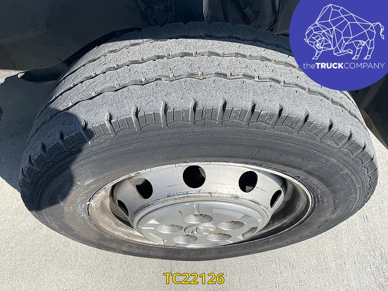 Peugeot Expert met laadklep - Dostavno vozilo z zabojnikom: slika 2 Peugeot Expert met laadklep - Dostavno vozilo z zabojnikom: slika 2