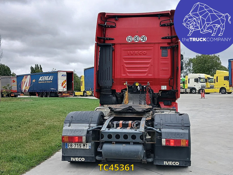 Iveco 460 - Vlačilec: slika 4 Iveco 460 - Vlačilec: slika 4