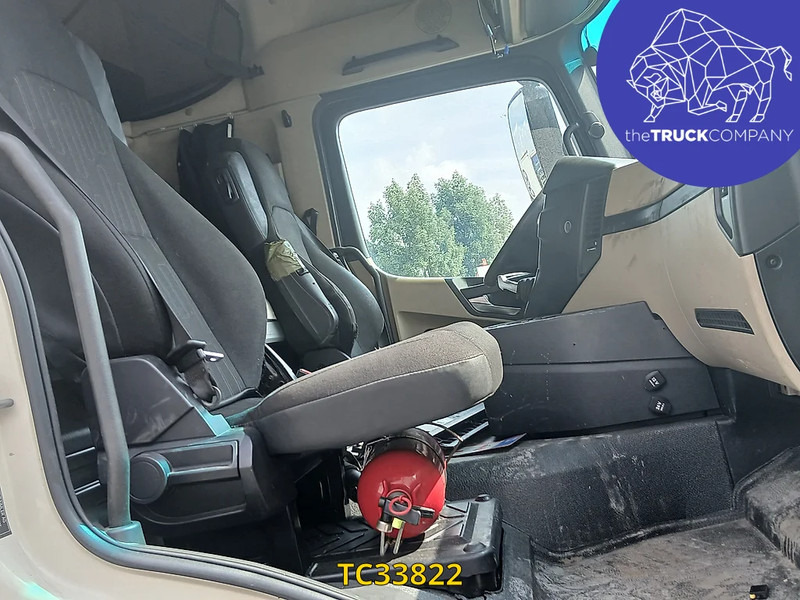 Vlačilec Mercedes-Benz Actros 1843: slika 8