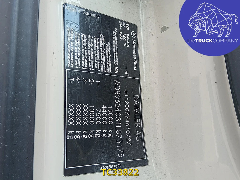 Vlačilec Mercedes-Benz Actros 1843: slika 13