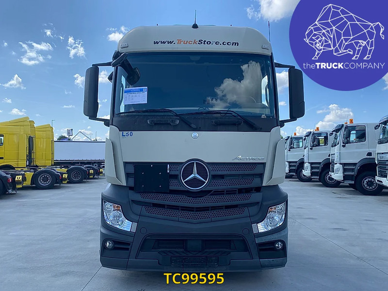 Mercedes-Benz Actros 1843 - Vlačilec: slika 2 Mercedes-Benz Actros 1843 - Vlačilec: slika 2