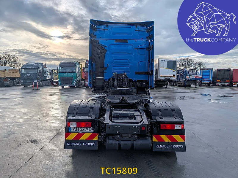 Renault T 520 - Vlačilec: slika 4 Renault T 520 - Vlačilec: slika 4