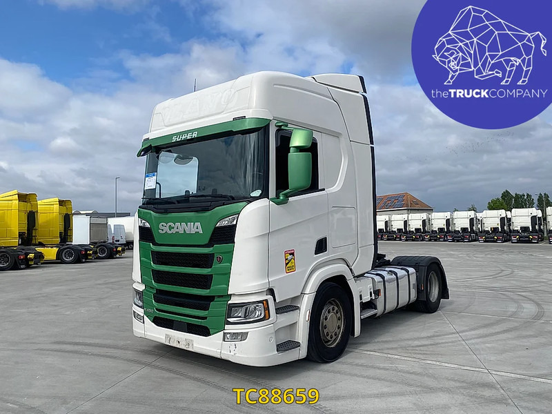 Vlačilec Scania R 450: slika 1
