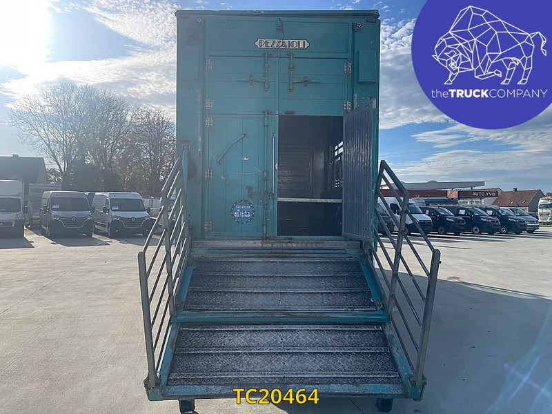 Volvo FH 480 - Tovornjak za prevoz živine: slika 3 Volvo FH 480 - Tovornjak za prevoz živine: slika 3