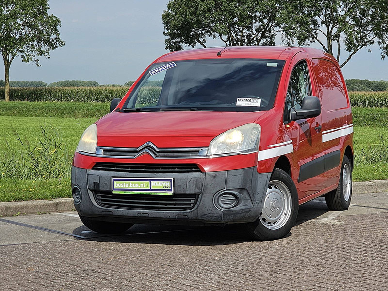 Citroën Berlingo 1.6 L1 Trekhaak - Dostavno vozilo z zabojnikom: slika 1 Citroën Berlingo 1.6 L1 Trekhaak - Dostavno vozilo z zabojnikom: slika 1