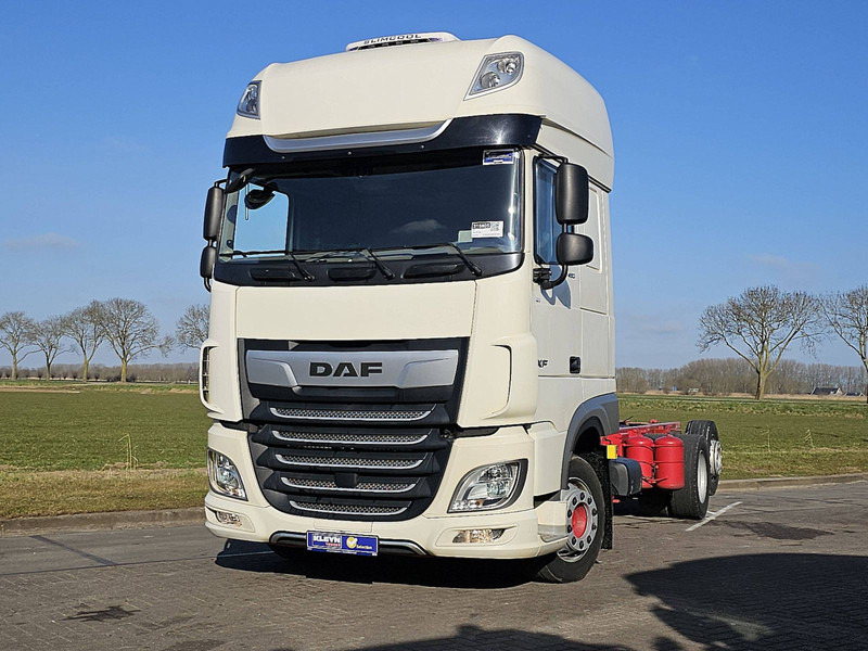 DAF XF 480 SSC 6X2 FAR INTARDER - Tovornjak-šasija: slika 1 DAF XF 480 SSC 6X2 FAR INTARDER - Tovornjak-šasija: slika 1
