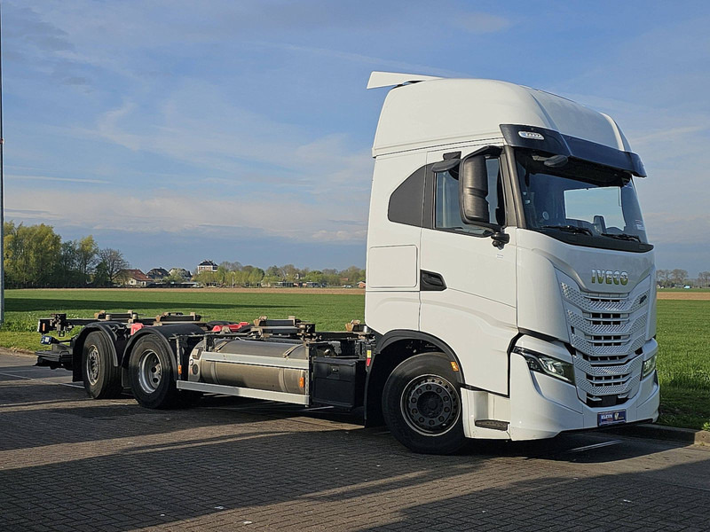 Iveco S-WAY AS260S46 LNG INT. STEERAXLE - Kontejnerski tovornjak/ Tovornjak z zamenljivim tovoriščem: slika 5 Iveco S-WAY AS260S46 LNG INT. STEERAXLE - Kontejnerski tovornjak/ Tovornjak z zamenljivim tovoriščem: slika 5