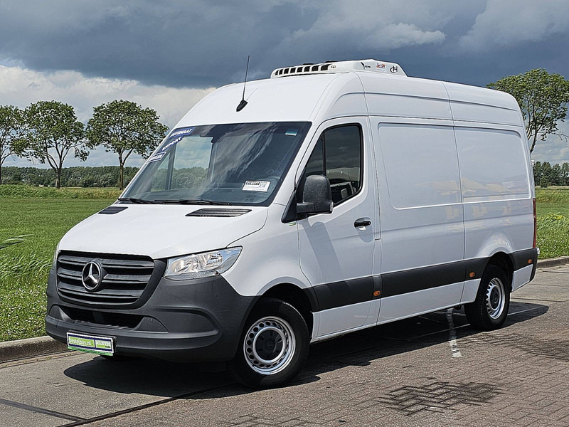 Mercedes-Benz Sprinter 315 CDI FRIGO AUT. - Hladilno vozilo: slika 2 Mercedes-Benz Sprinter 315 CDI FRIGO AUT. - Hladilno vozilo: slika 2
