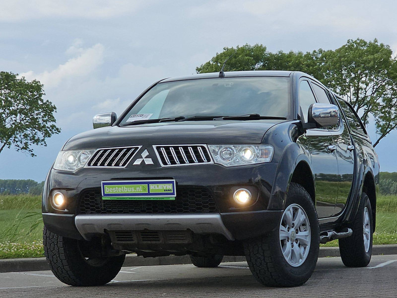 Mitsubishi L200 2.5 clima 4X4 RHD - Poltovornjak: slika 1 Mitsubishi L200 2.5 clima 4X4 RHD - Poltovornjak: slika 1