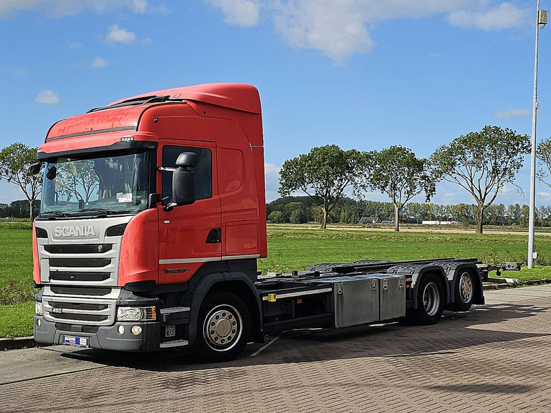 Scania R450 HL 6X2*4 RET. CROWN - Kontejnerski tovornjak/ Tovornjak z zamenljivim tovoriščem: slika 2 Scania R450 HL 6X2*4 RET. CROWN - Kontejnerski tovornjak/ Tovornjak z zamenljivim tovoriščem: slika 2
