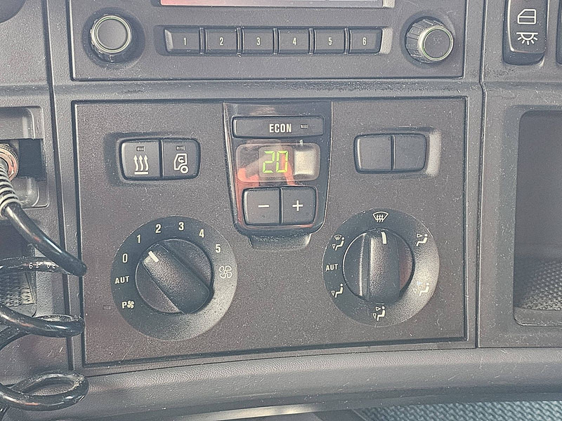 Tovornjak-šasija Scania R450: slika 12 Tovornjak-šasija Scania R450: slika 12