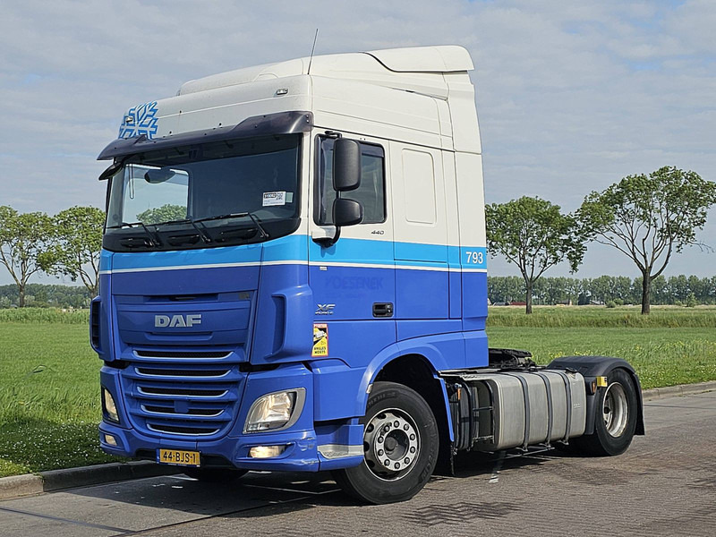 DAF XF 440 - Vlačilec: slika 2 DAF XF 440 - Vlačilec: slika 2