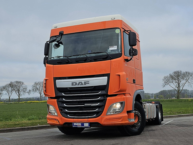 DAF XF 440 SPACECAB MANUAL - Vlačilec: slika 1 DAF XF 440 SPACECAB MANUAL - Vlačilec: slika 1