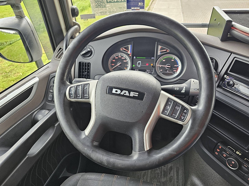 Vlačilec DAF XF 480 SPACECAB SKIRTS: slika 12