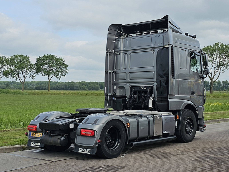 DAF XF 530 MANUAL SHOW TRUCK - Vlačilec: slika 3 DAF XF 530 MANUAL SHOW TRUCK - Vlačilec: slika 3