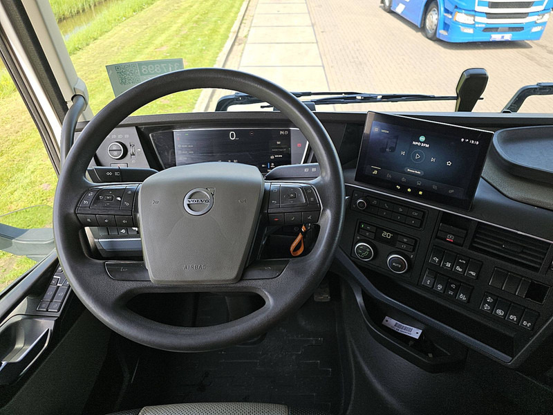 Vlačilec Volvo FH 500 FH5 6X2 STEERED PTO: slika 8 Vlačilec Volvo FH 500 FH5 6X2 STEERED PTO: slika 8