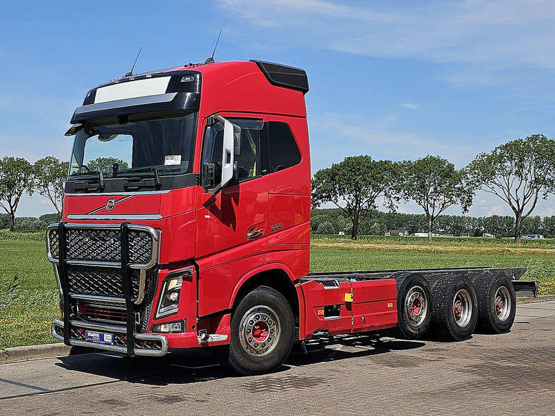 Volvo FH 650 8X4 RETARDER - Tovornjak-šasija: slika 2 Volvo FH 650 8X4 RETARDER - Tovornjak-šasija: slika 2