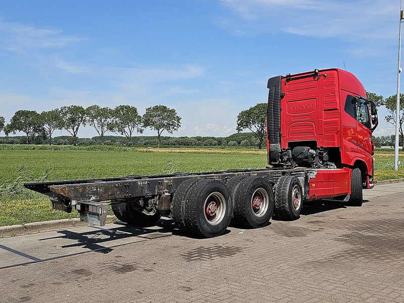 Volvo FH 650 8X4 RETARDER - Tovornjak-šasija: slika 3 Volvo FH 650 8X4 RETARDER - Tovornjak-šasija: slika 3