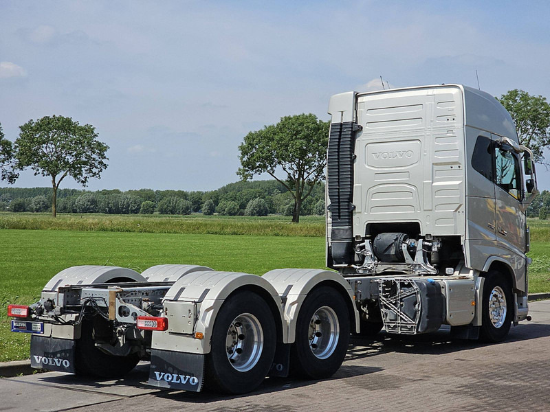 Volvo FH 750 6X2 9T FA WB 430 - Tovornjak-šasija: slika 3 Volvo FH 750 6X2 9T FA WB 430 - Tovornjak-šasija: slika 3