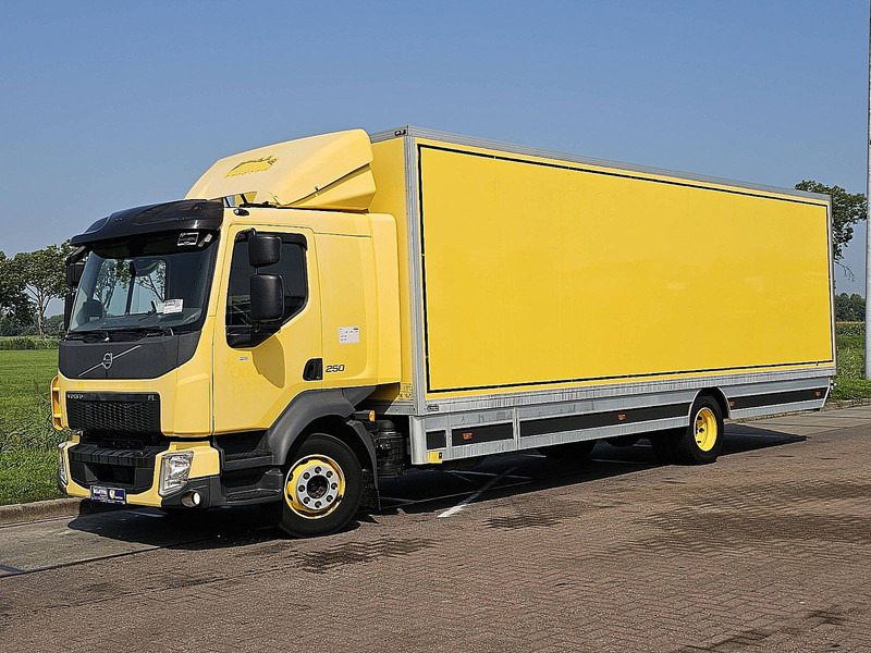 Volvo FL 250.12 AIRCO 6 CYL. - Tovornjak zabojnik: slika 2 Volvo FL 250.12 AIRCO 6 CYL. - Tovornjak zabojnik: slika 2