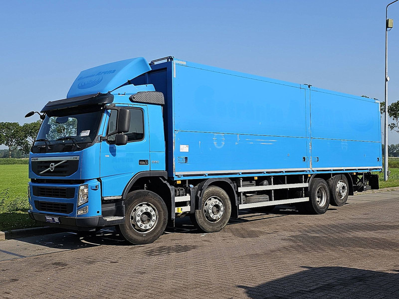 Volvo FM 11.330 8X2 BÄR 2000KG LIFT - Tovornjak zabojnik: slika 2 Volvo FM 11.330 8X2 BÄR 2000KG LIFT - Tovornjak zabojnik: slika 2