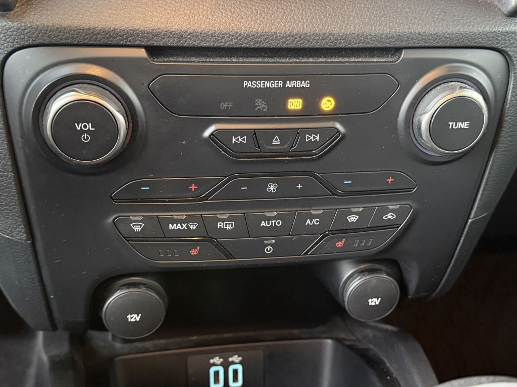 Ford Ranger 2.0L Ecoblue Raptor DoKa 4x4 Standheizung - SUV: slika 3 Ford Ranger 2.0L Ecoblue Raptor DoKa 4x4 Standheizung - SUV: slika 3