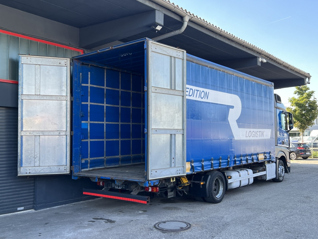 Mercedes-Benz Actros 1840 MEGA Jumbo Klima Retarder ACC-Tempo - Tovornjak s ponjavo: slika 3 Mercedes-Benz Actros 1840 MEGA Jumbo Klima Retarder ACC-Tempo - Tovornjak s ponjavo: slika 3
