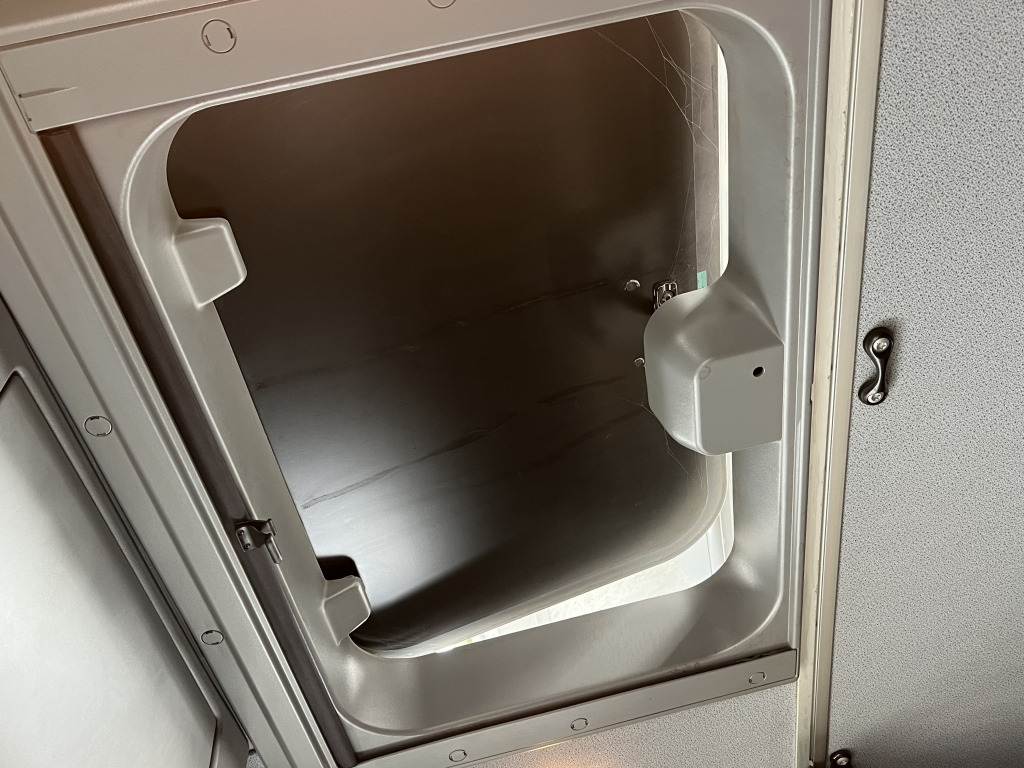 Mercedes-Benz Atego 1230 Klima ACC Schlafkabine 7,2m P+P LBW - Tovornjak s ponjavo: slika 5 Mercedes-Benz Atego 1230 Klima ACC Schlafkabine 7,2m P+P LBW - Tovornjak s ponjavo: slika 5