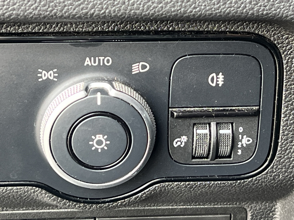 Mercedes-Benz Citan 110 CDI Standard Klima Scheckheftgepflegt - Mali kombi: slika 2 Mercedes-Benz Citan 110 CDI Standard Klima Scheckheftgepflegt - Mali kombi: slika 2